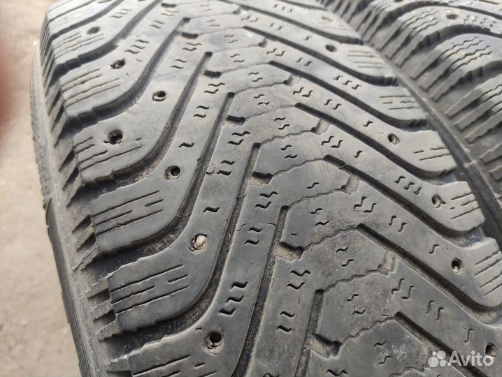 Goodyear UltraGrip 500 225/65 R17