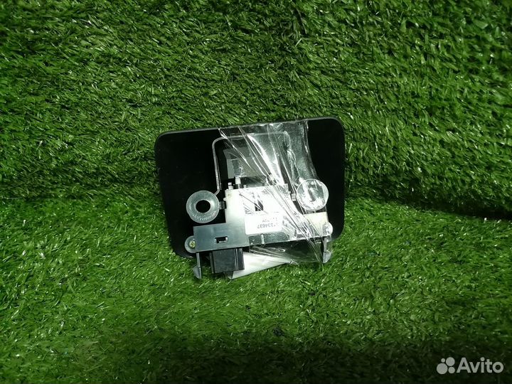 Кнопка ручника 31334637 Volvo S60 V60 FS FW