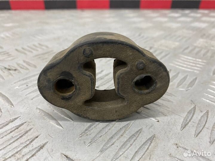 Б/У подушка глушителя (крепления, кронштейн