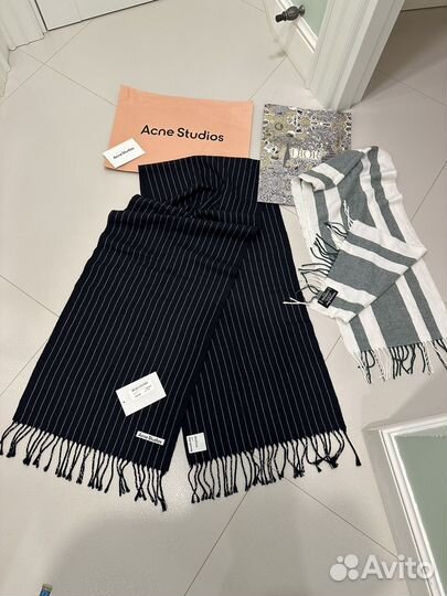 Шарфы Acne Studios и Cristian Dior оригинал