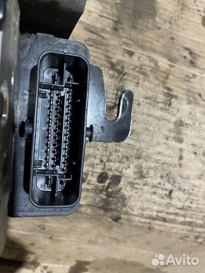 Блок ABS Рено Каптюр 2021