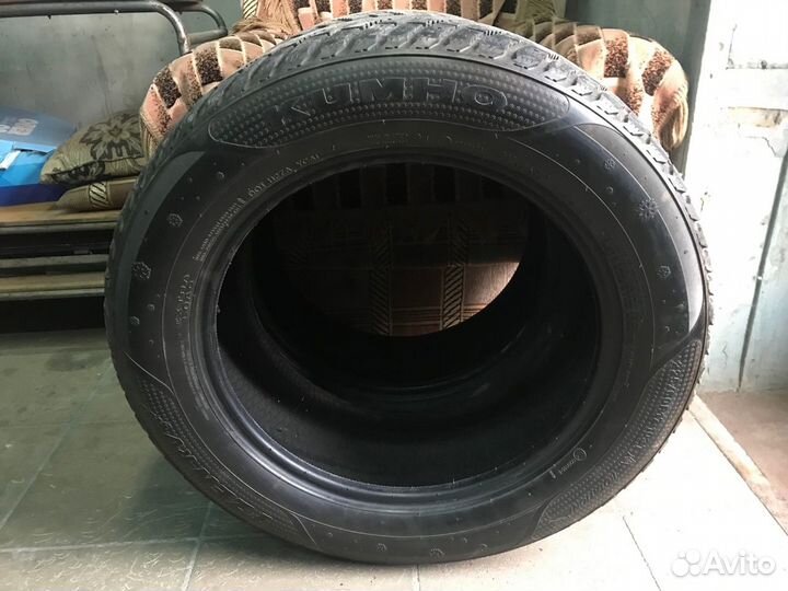 Kumho I'Zen RV Stud KC16 225/60 R17