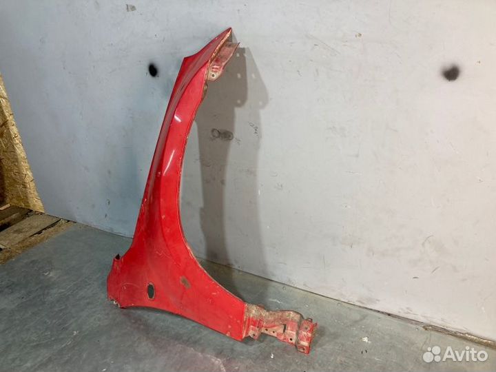Крыло переднее правое Suzuki Grand Vitara