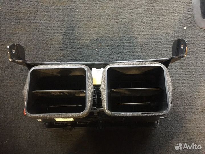 Дефлектор салонный Bmw X5 E70 S63(4400CC/408KW)