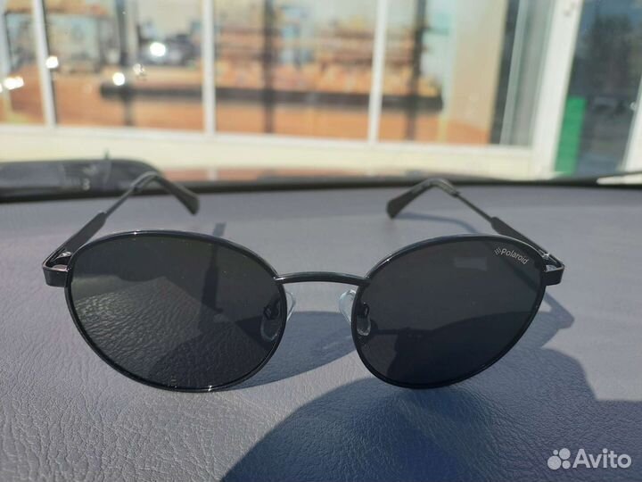 Солнцезащитные очки унисекс polaroid