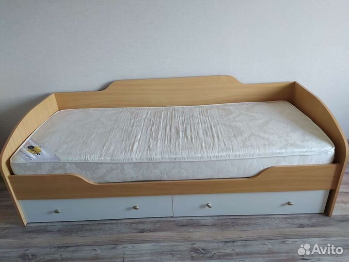 Кровать детская