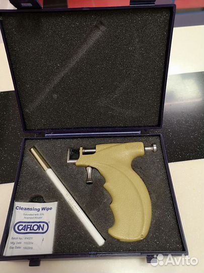 Пистолет для прокола ушей