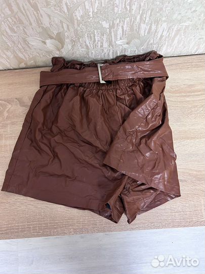 Шорты кожаные новые