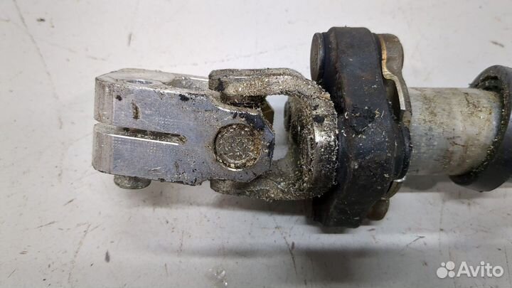 Кардан рулевой Mercedes C W204