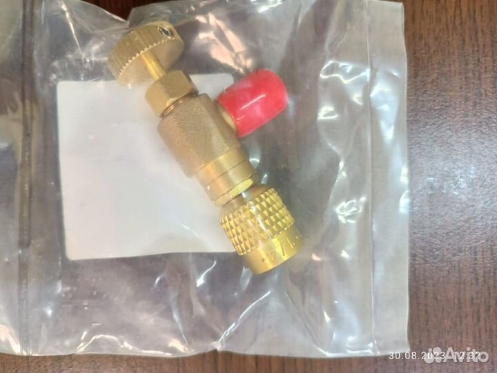 Адаптер для шланга с нажимом на ниппель 1/4, 5/16