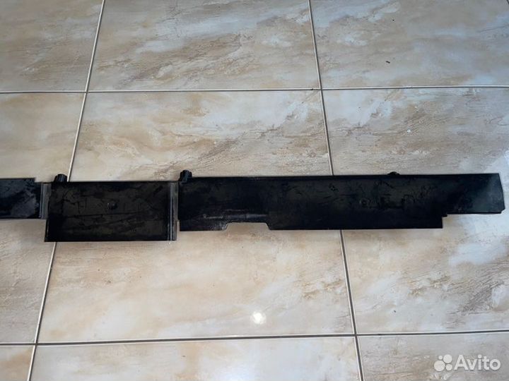 Воздуховод радиатора передний Skoda Yeti 5 С 2009