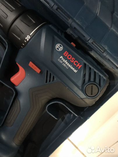 Шуруповерт Bosch 180