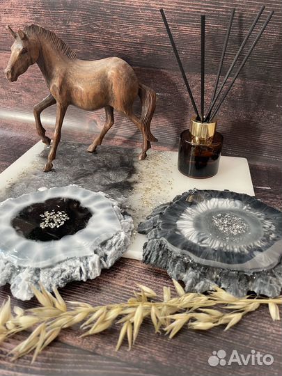 Поднос и подстаканниками из эпоксидной смолы