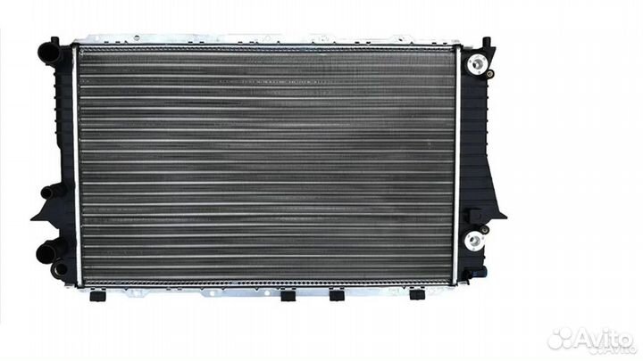 Радиатор охлаждения Audi 100 C4 Акпп/Мкпп