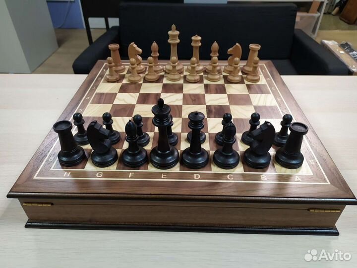 Шахматы фаворит орех