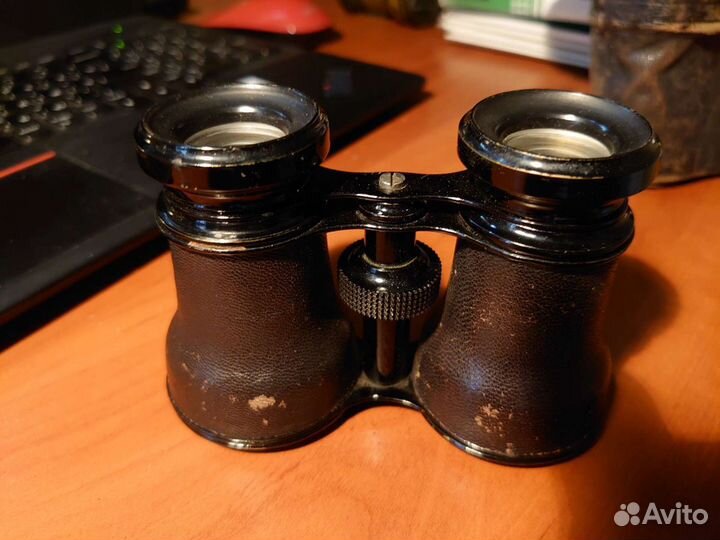 Старинный театральный бинокль Franz Roeller