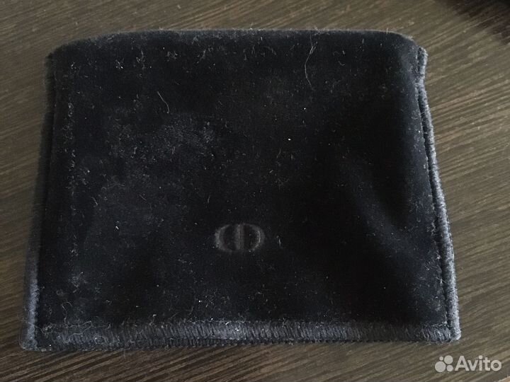 Тени Cristian Dior