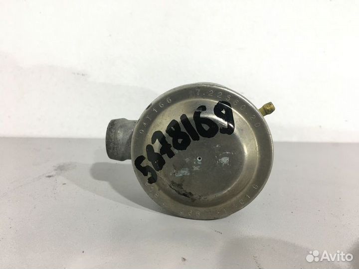 Клапан егр 06B131101C Шкода