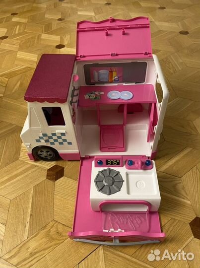 Food truck Barbie