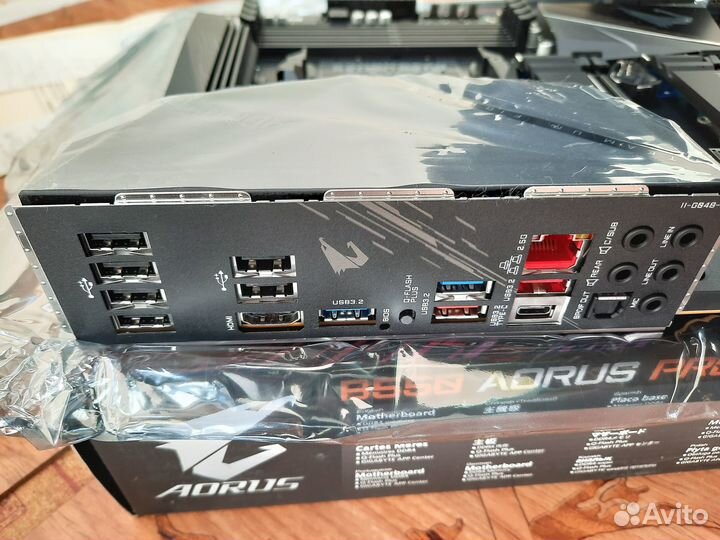 Материнская плата Gigabyte B550 Aorus PRO V2