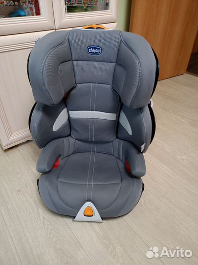 Автокресло Chicco 15-36