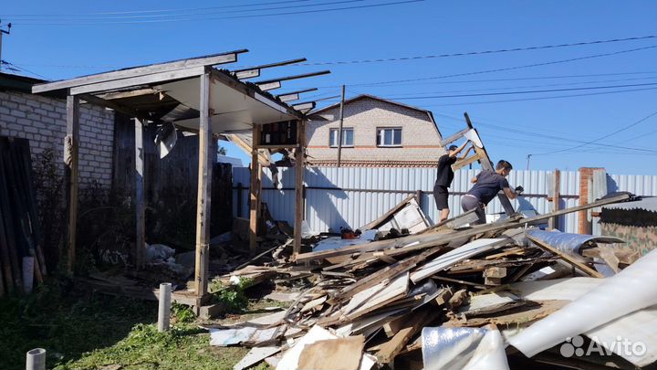 Уборка мусора на участке