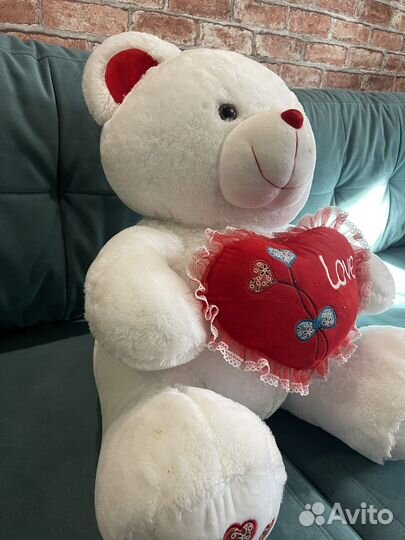 Плюшевый медведь