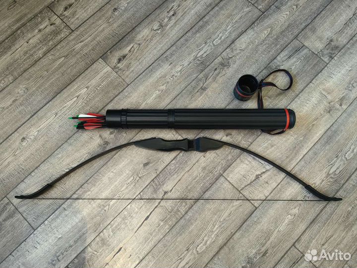 Лук со стрелами