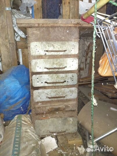 Стол слесарный металлический