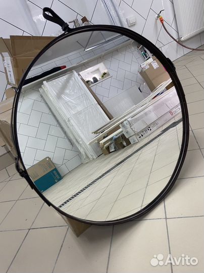 Зеркало круглое на ремне 70