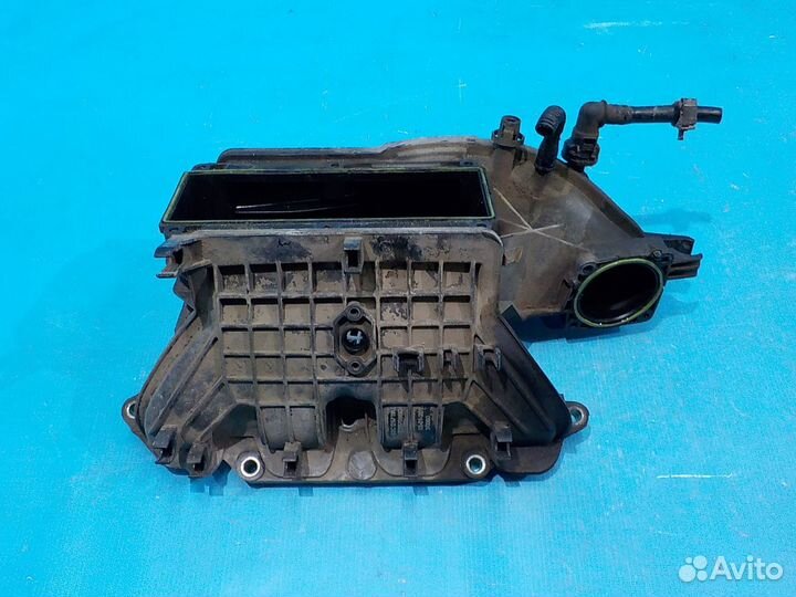 Впускной коллектор volkswagen Golf 6 2008-2013