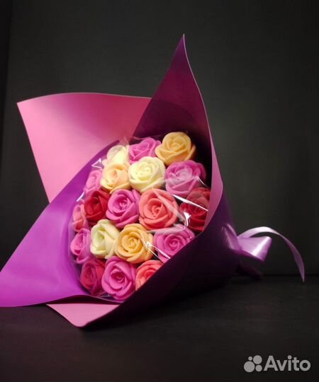 Розы из Белого Шоколада - 19 шт в Букете