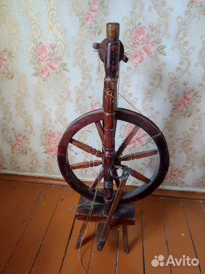 Прялка деревянная старинная