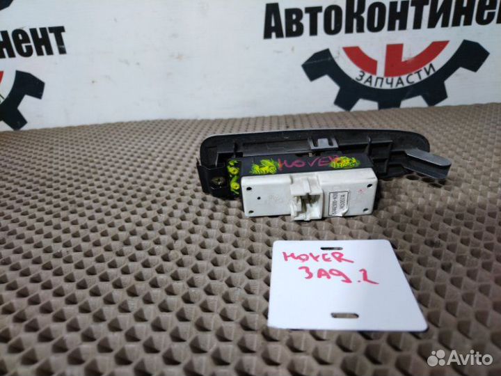 Кнопка стеклоподъемника задняя Great Wall Hover