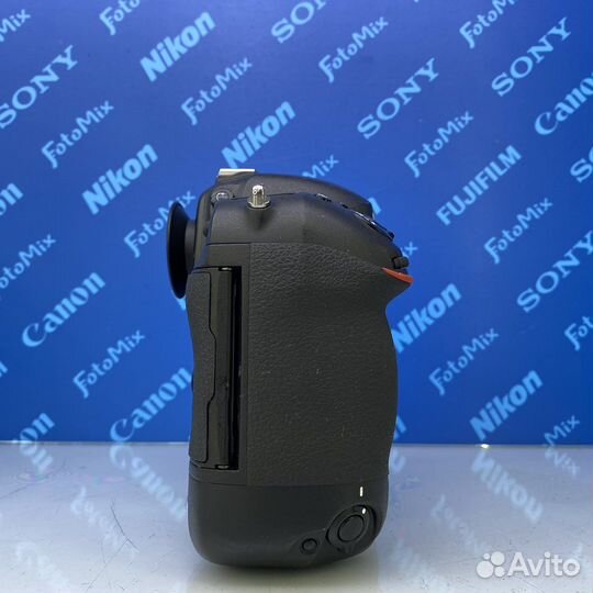 Nikon D4 (пробег 15000) SN:7245 Гарантия