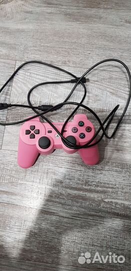 Розовый джойстик ps3