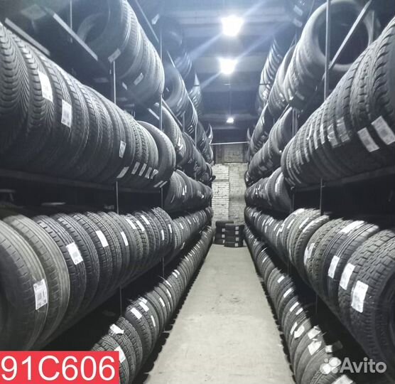 Nankang ESSN-1 Corsafa 215/45 R17 86L
