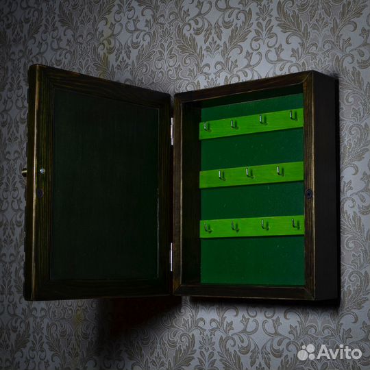 Ключница настенная 