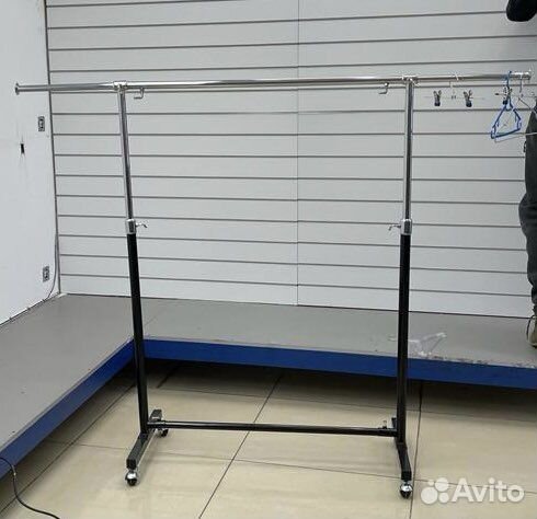 Вешалка (вешало) напольная для одежды