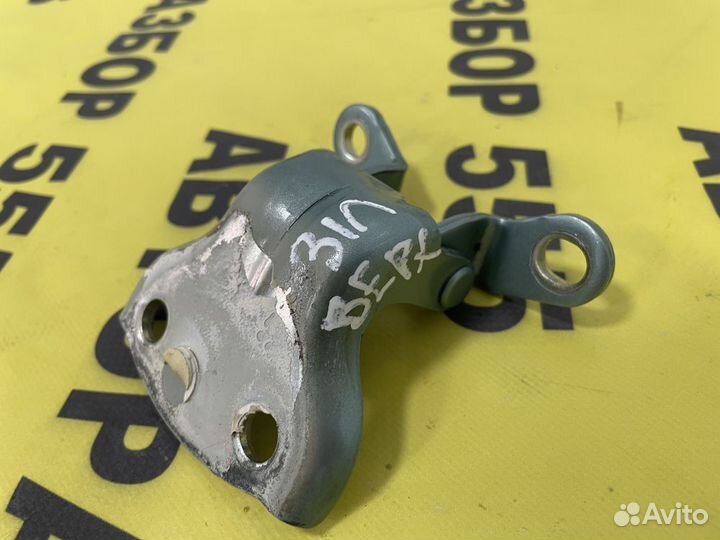 Петля двери задней левой верхняя Chevrolet Lacetti