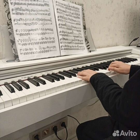 Репетитор по музыке фортепиано