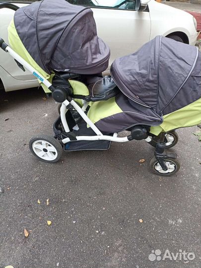 Коляска для двойни или погодок