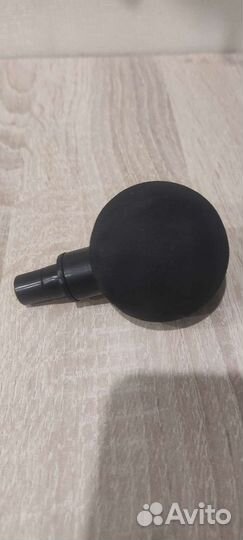 Перкуссионный массажëр новый