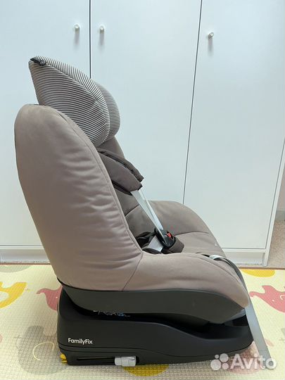 Автокресло maxi cosi pearl + база FamilyFix
