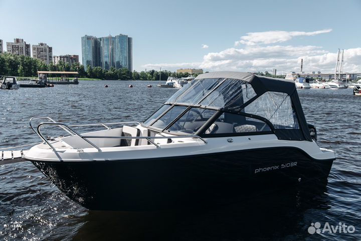 Катер Phoenix 510 BR