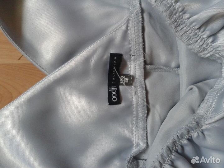 Продам новое платье