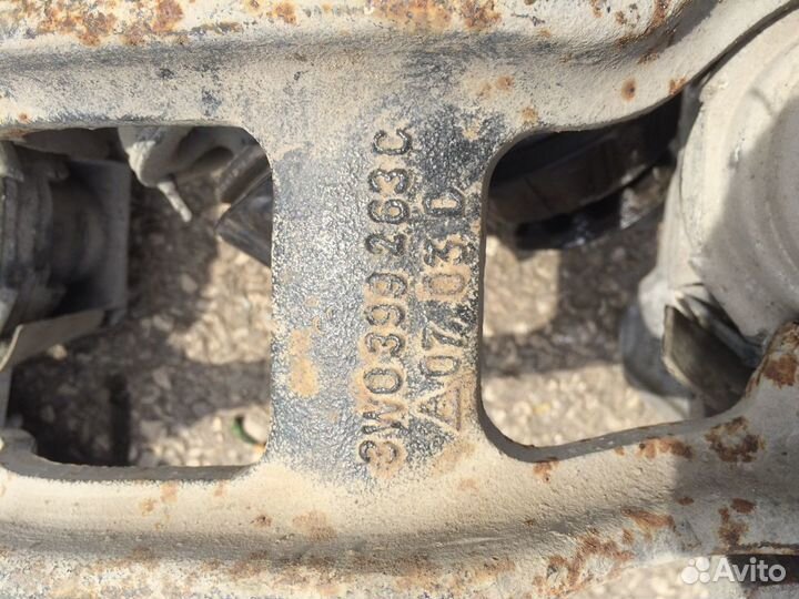 Bentley Continental GT Опора траверса АКПП