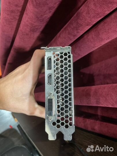 Продам видеокарту gtx 1050 ti 4gb