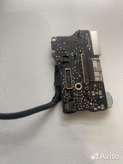 Плата питания a1466 macbook air 13 2015-2017