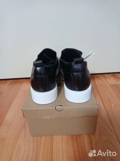 Новые слипоны женские